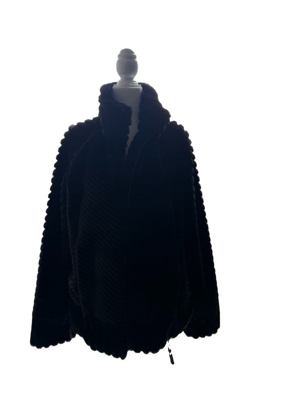 Bernardo Womens Black Chevron Ribbed FauxFur Bomber Jacket Size M Old Money Glam - Picture 7 of 11